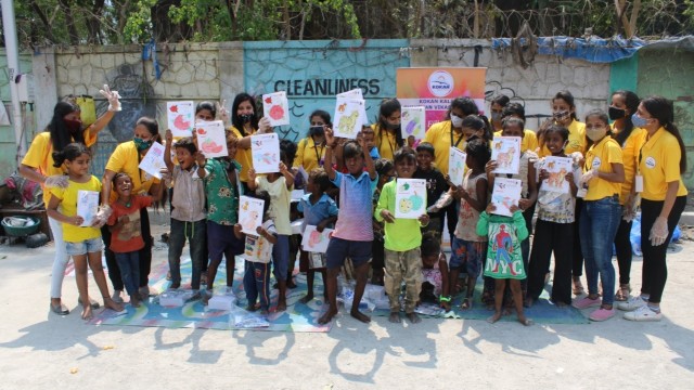 Craft Activities & Learning for Street Children by Konkan Kala va Shikshan Vikas Sanstha